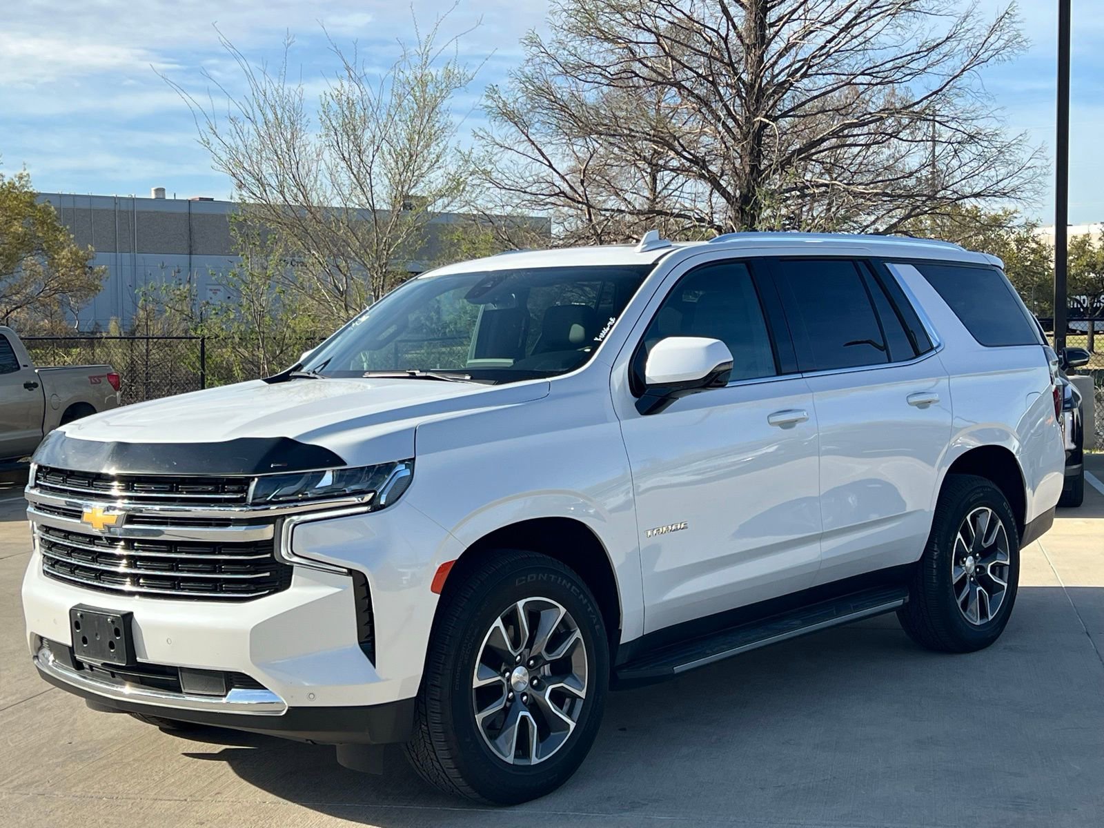 Used 2022 Chevrolet Tahoe LT w/ Luxury Package image 5