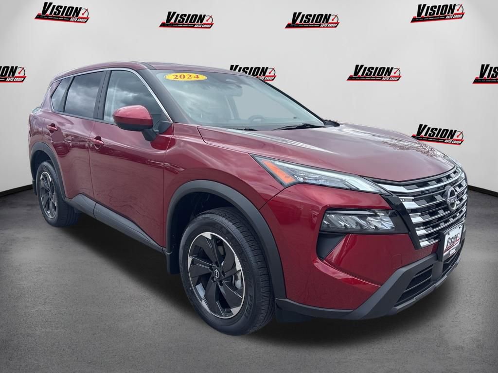 Used 2024 Nissan Rogue SV AWD/4WD image 3