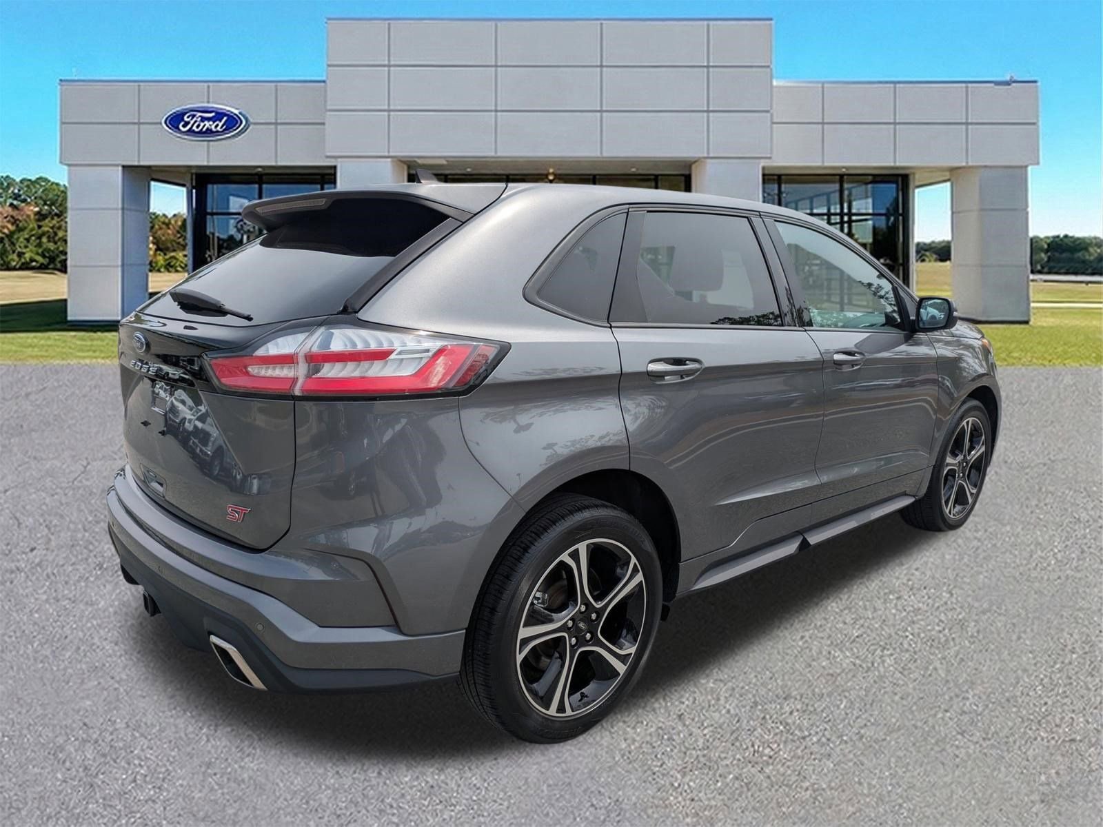 Certified 2021 Ford Edge ST AWD/4WD image 2