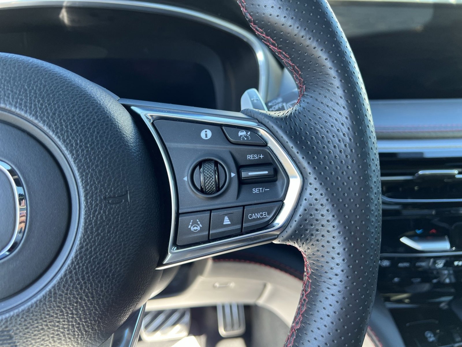 Certified 2023 Acura MDX A-Spec image 29