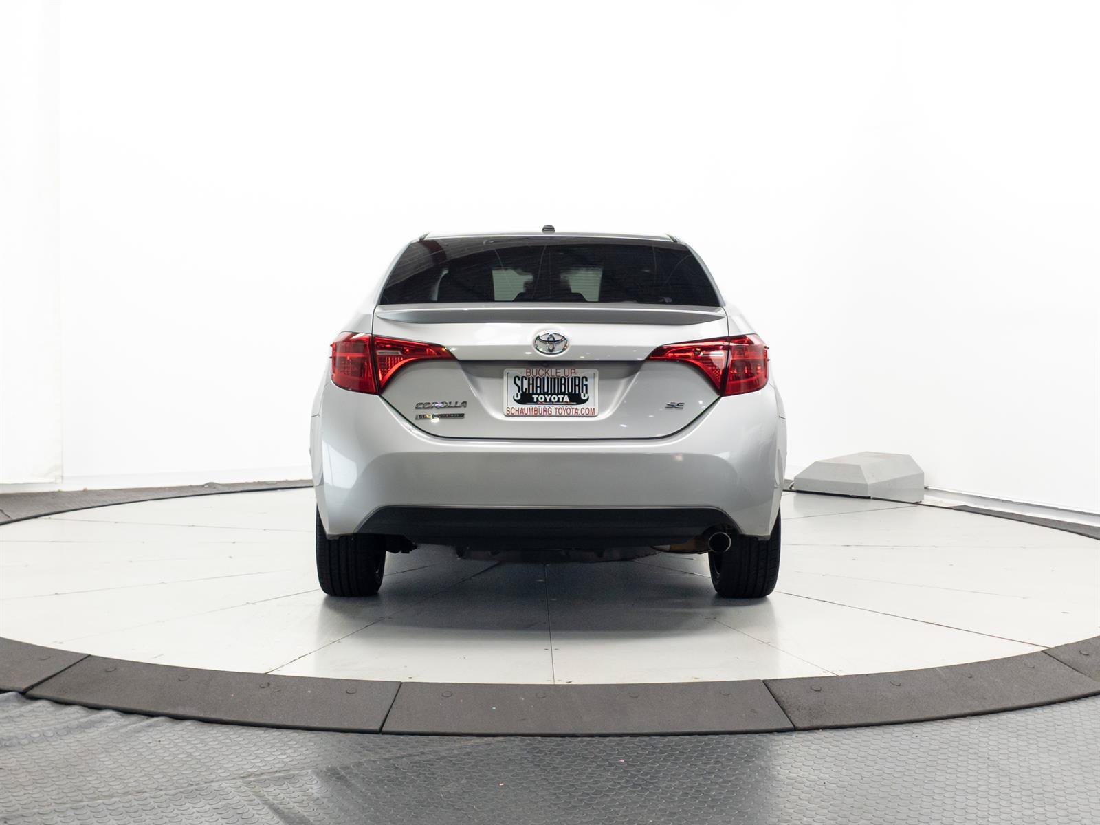 Used 2017 Toyota Corolla SE 50th Anniversary FWD image 10