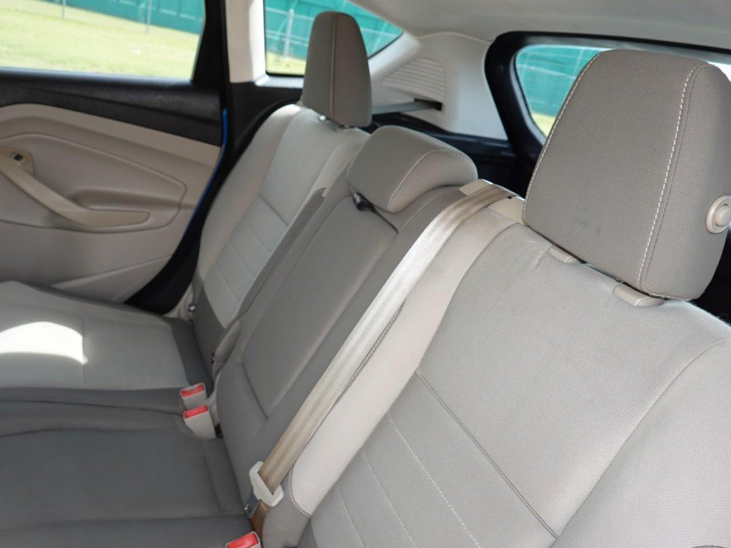 Used 2015 Ford C-MAX SE w/ Equipment Group 202A FWD image 18