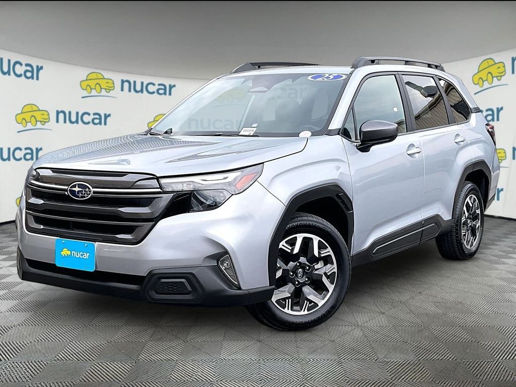 Used 2025 Subaru Forester Premium AWD/4WD image 3