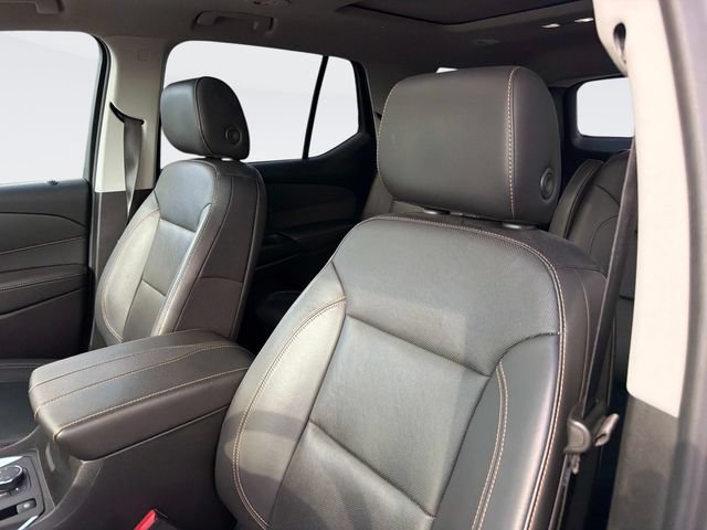 Used 2021 Chevrolet Traverse Premier w/ Redline Edition AWD/4WD image 25