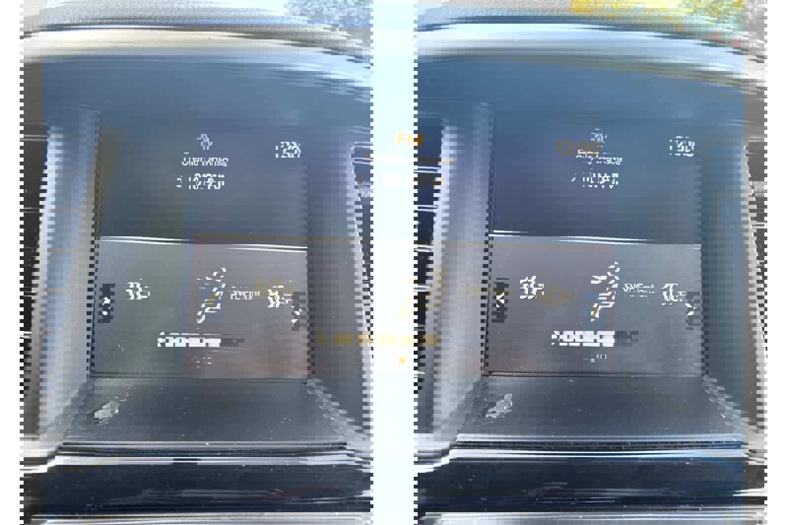 Used 2020 Nissan Pathfinder S image 16