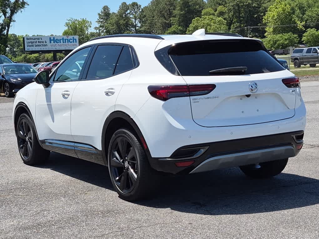 Used 2023 Buick Envision Essence w/ Sport Touring Package AWD/4WD image 4