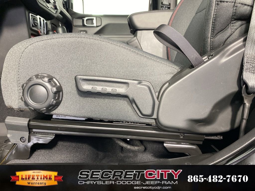 New 2025 Jeep Wrangler Rubicon w/ Steel Bumper Group image 14