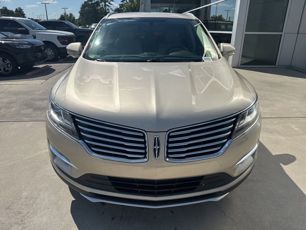 Used 2017 Lincoln MKC Select w/ Select Plus Package FWD image 2