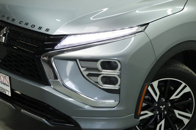 New 2026 Mitsubishi Eclipse Cross SEL AWD/4WD image 2