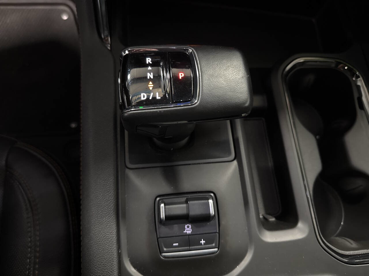 Used 2024 GMC Sierra 1500 AT4 w/ AT4 Preferred Package image 22