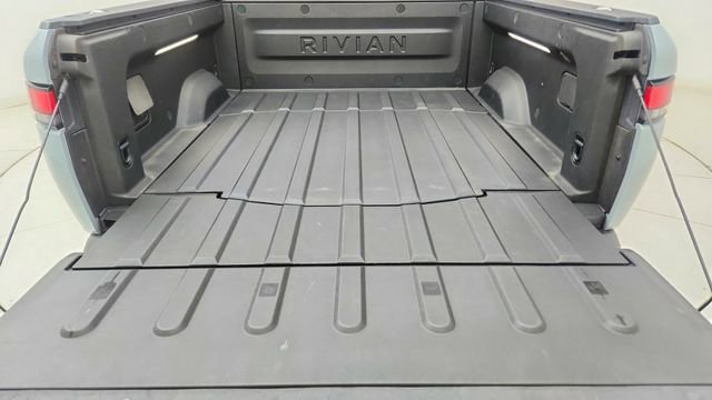 Used 2023 Rivian R1T Adventure image 14