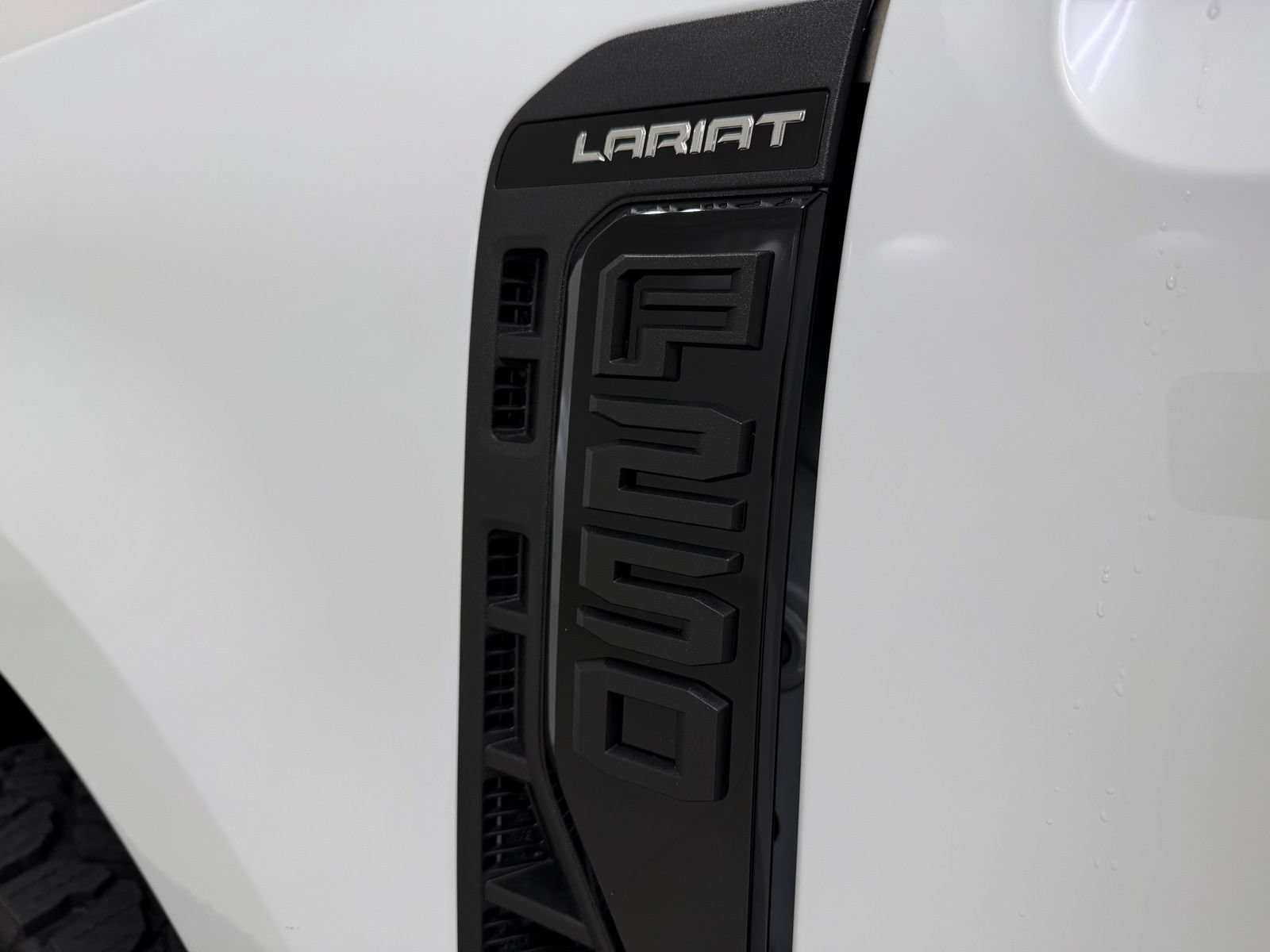 New 2026 Ford F250 Lariat w/ Tremor Off-Road Package AWD/4WD image 11