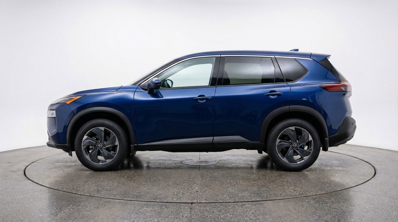 Used 2025 Nissan Rogue SV image 5