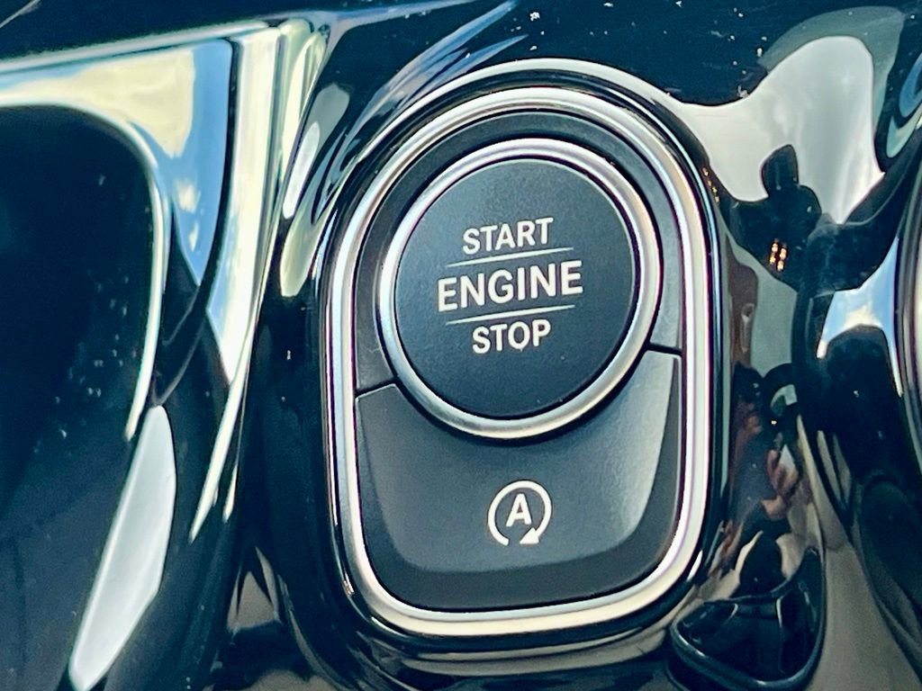 Certified 2026 Mercedes-Benz GLA 250 4MATIC image 38