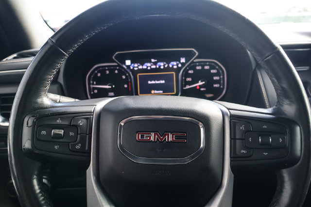 Used 2021 GMC Yukon XL SLT w/ Rear Media and Nav Package AWD/4WD image 17