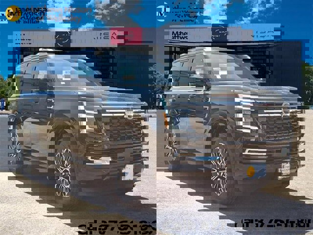 New 2025 Nissan Armada SL w/ Captain's Chari Seat Package