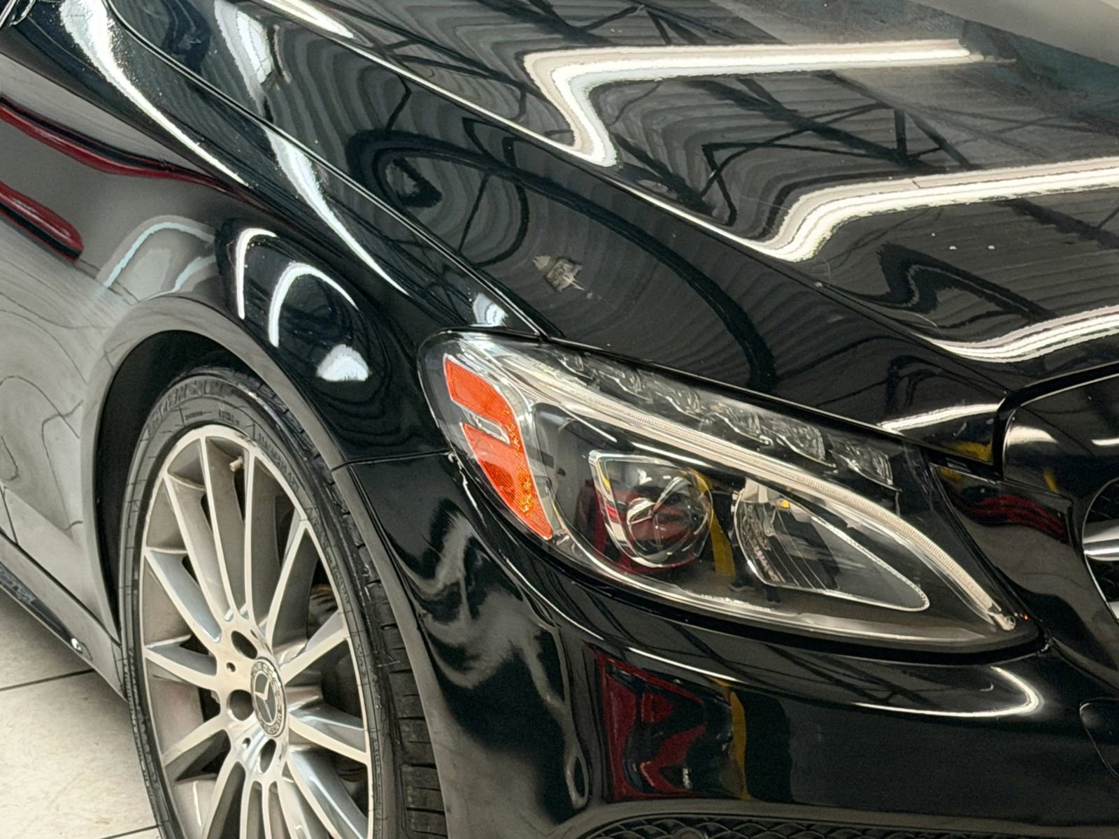 Used 2018 Mercedes-Benz C 300 Sedan w/ AMG Line image 6
