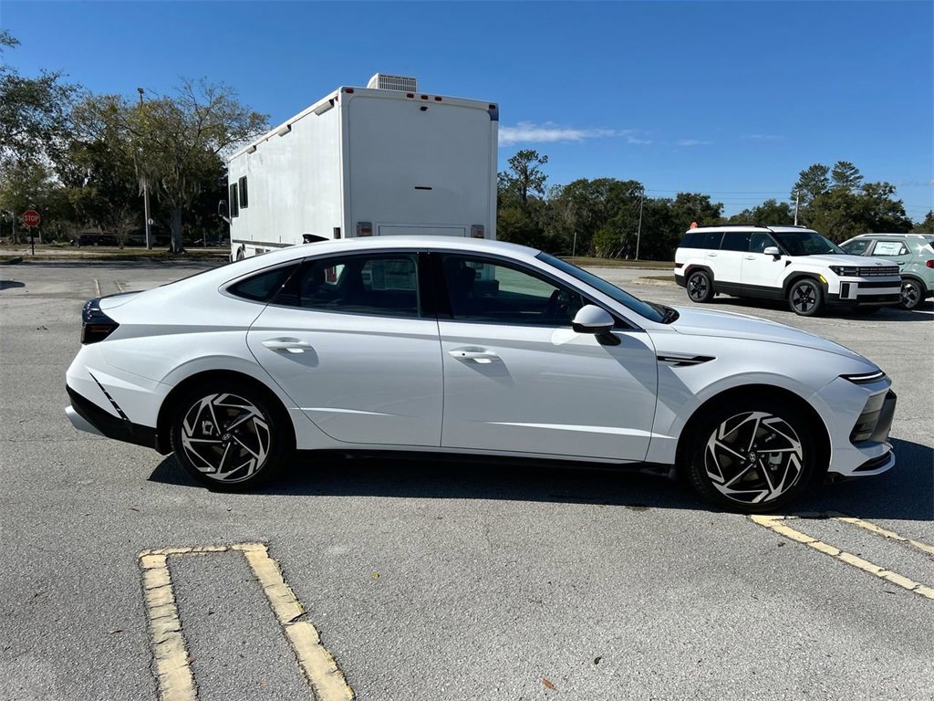 New 2026 Hyundai Sonata SEL image 4