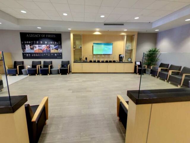 Used 2025 Tesla Model 3 Long Range image 40