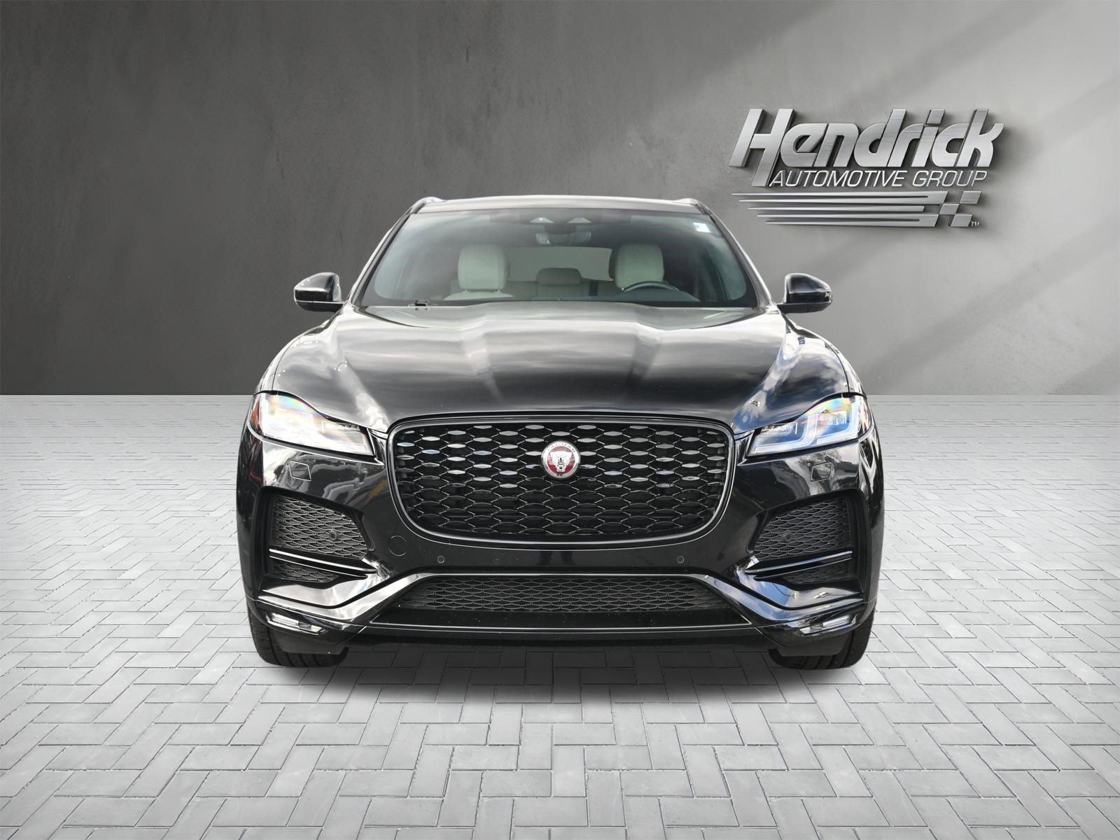 Used 2023 Jaguar F-PACE S image 6