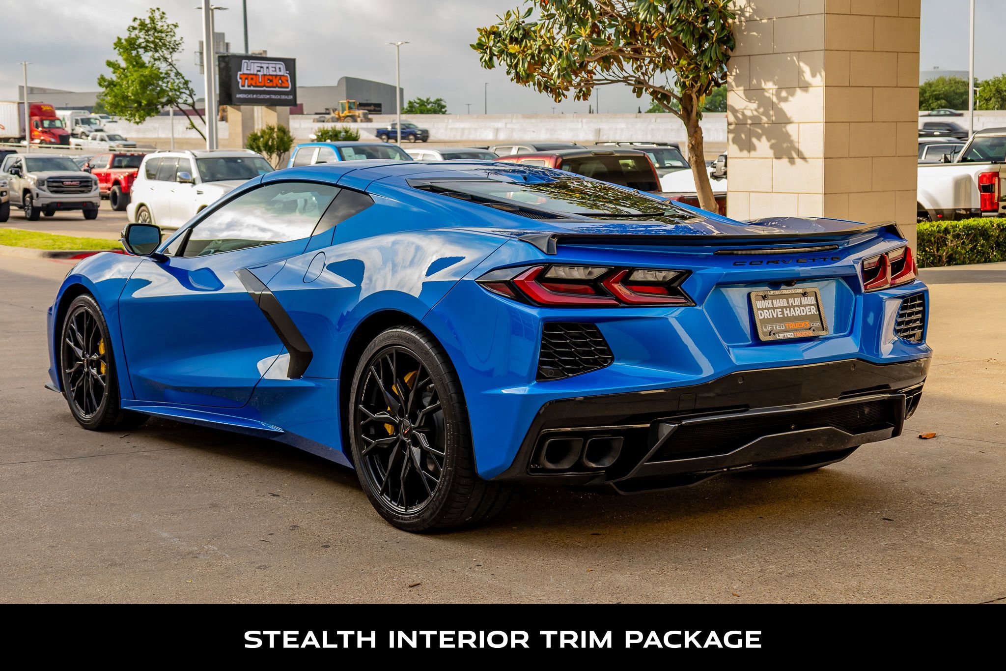 Used 2025 Chevrolet Corvette Stingray Preferred Cpe w/ Stealth Interior Trim Package RWD image 6