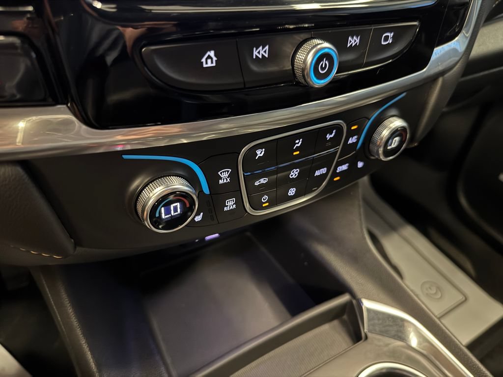 Used 2020 Chevrolet Traverse RS AWD/4WD image 15