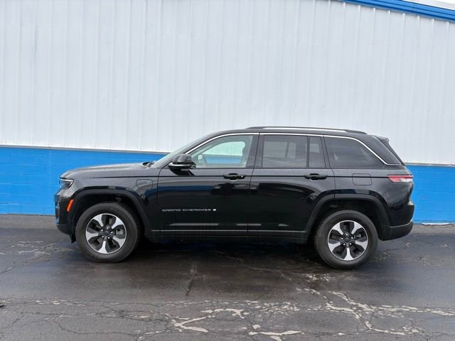 Used 2023 Jeep Grand Cherokee 4WD 4xe image 5