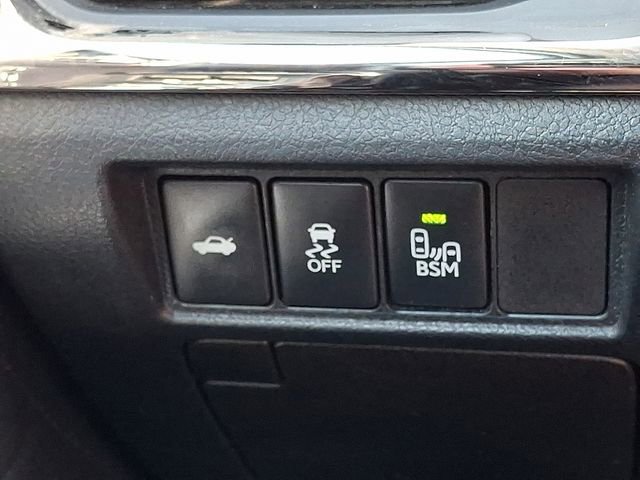 Used 2015 Toyota Avalon XLE Touring image 25