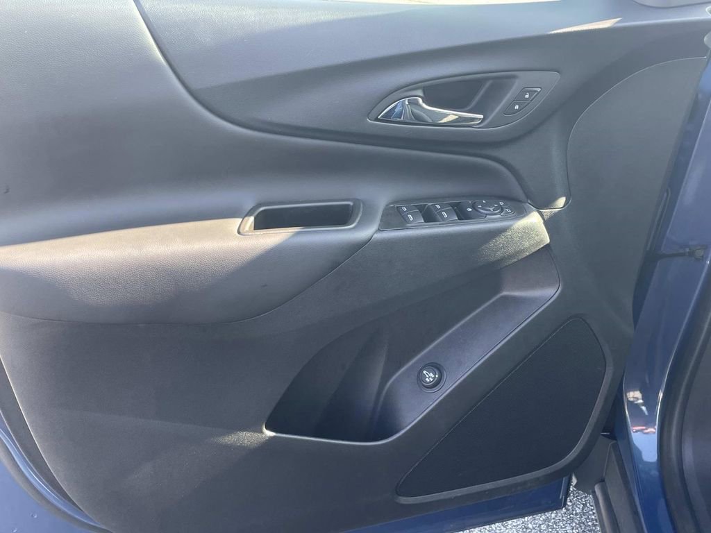 Used 2024 Chevrolet Equinox LT image 15
