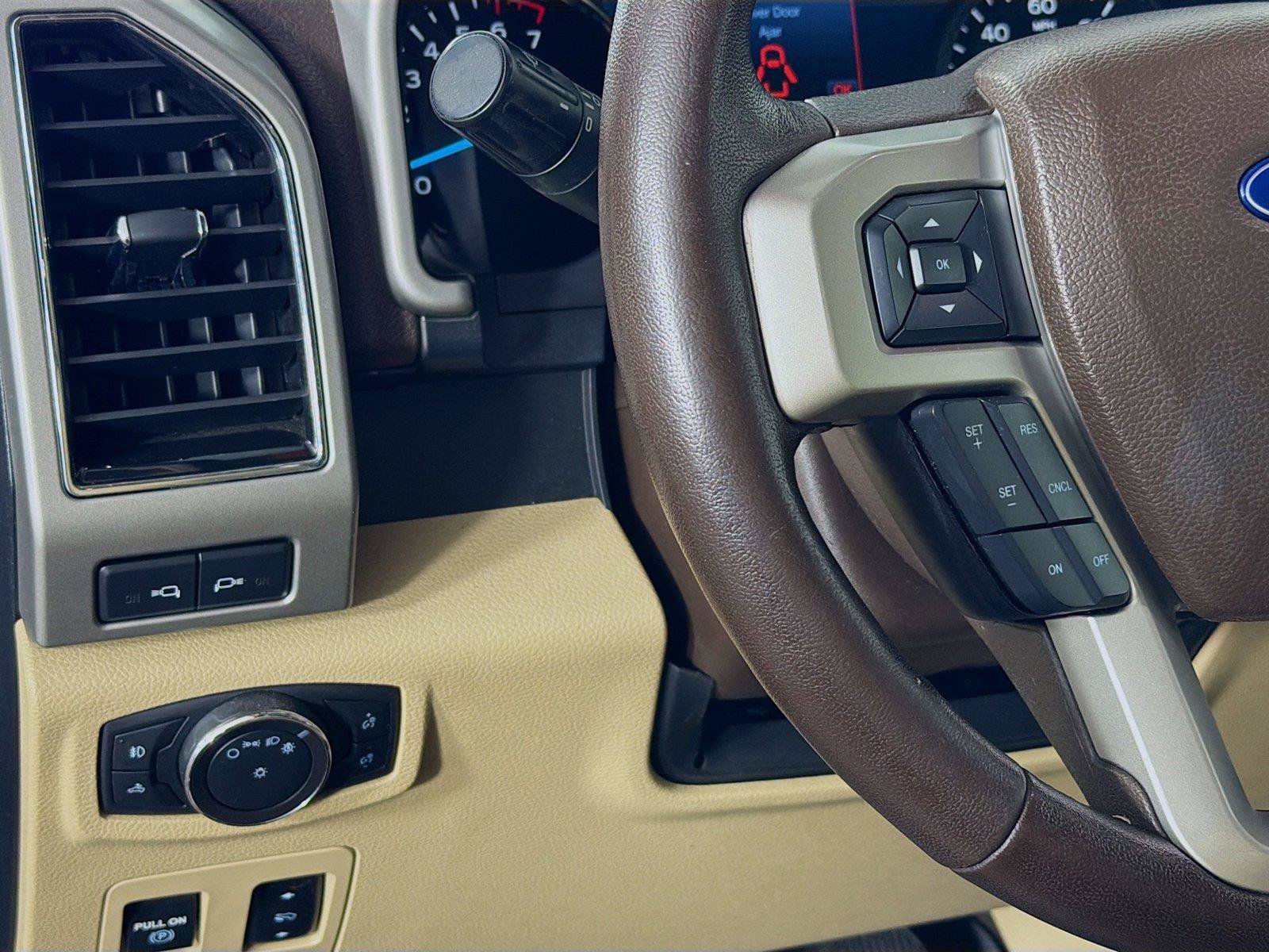 Used 2018 Ford F150 Lariat w/ Equipment Group 502A Luxury AWD/4WD image 17