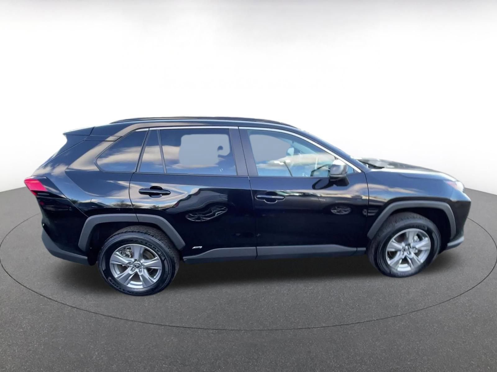 Used 2025 Toyota RAV4 LE image 16