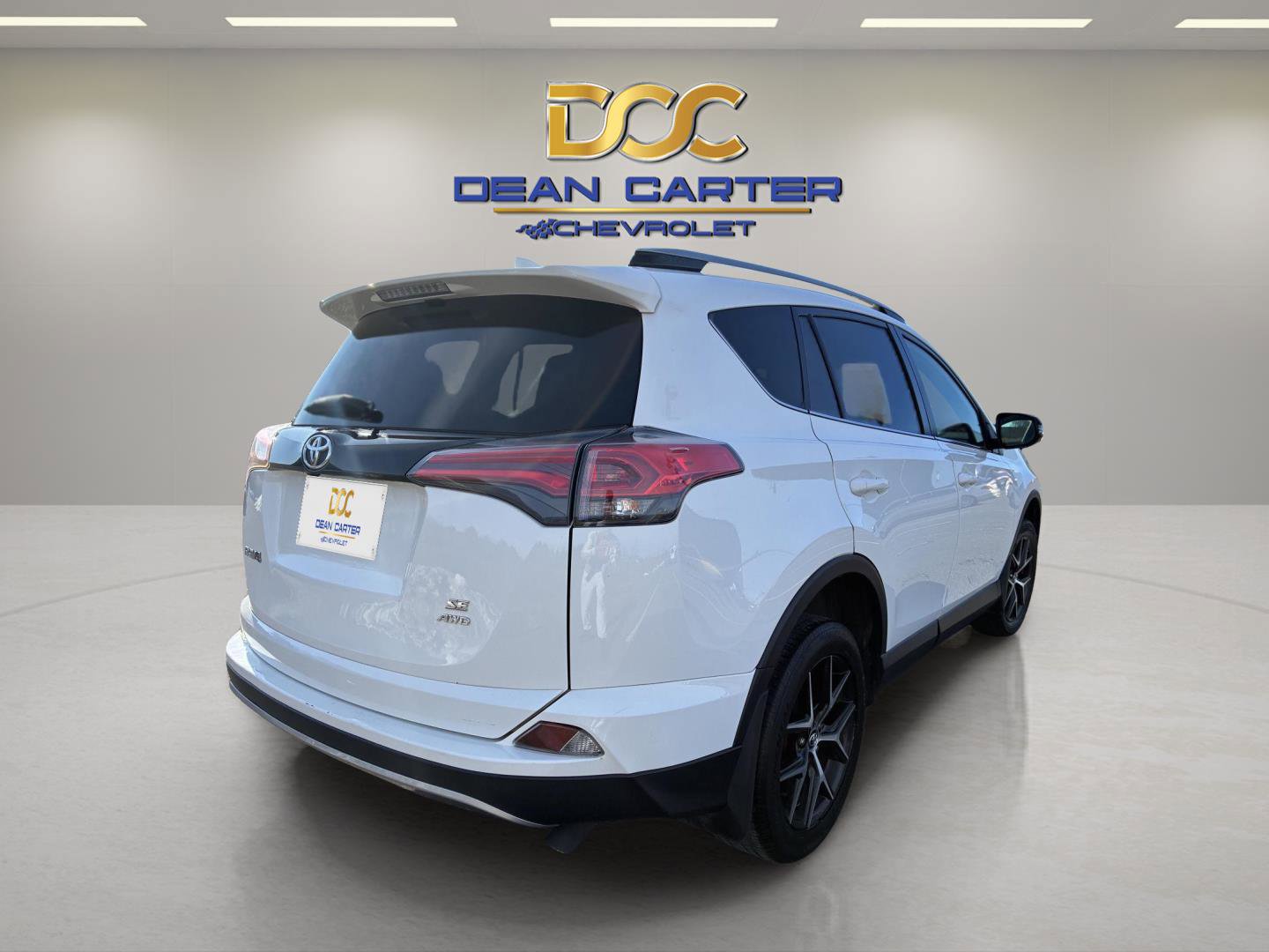 Used 2018 Toyota RAV4 SE w/ Power Extra Value Package AWD/4WD image 7