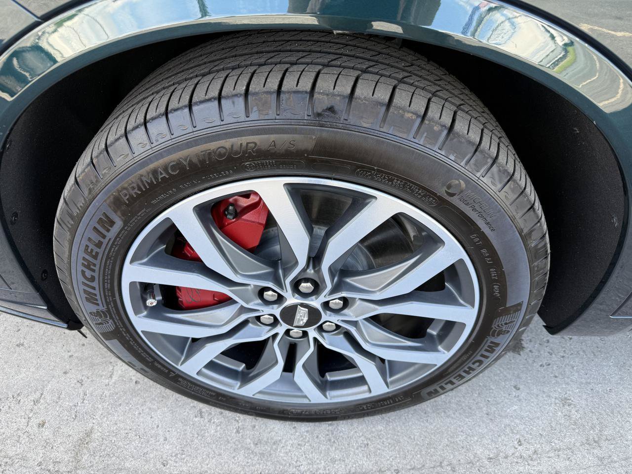 Used 2024 Cadillac XT6 Sport w/ Technology Package AWD/4WD image 57