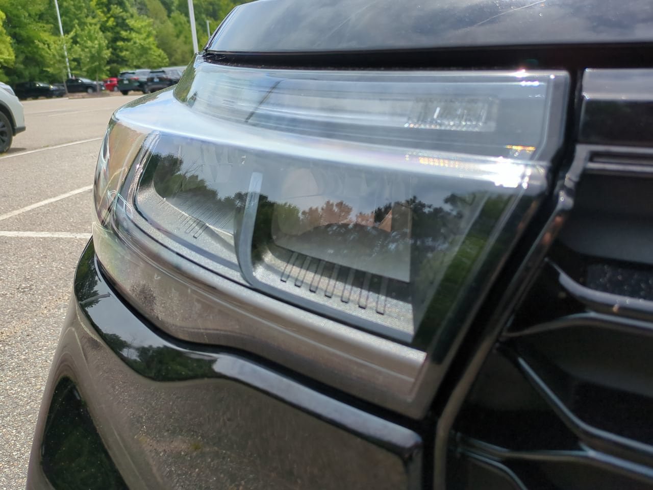 Used 2025 Ford Explorer ST-Line w/ ST-Line Street Pack AWD/4WD image 10