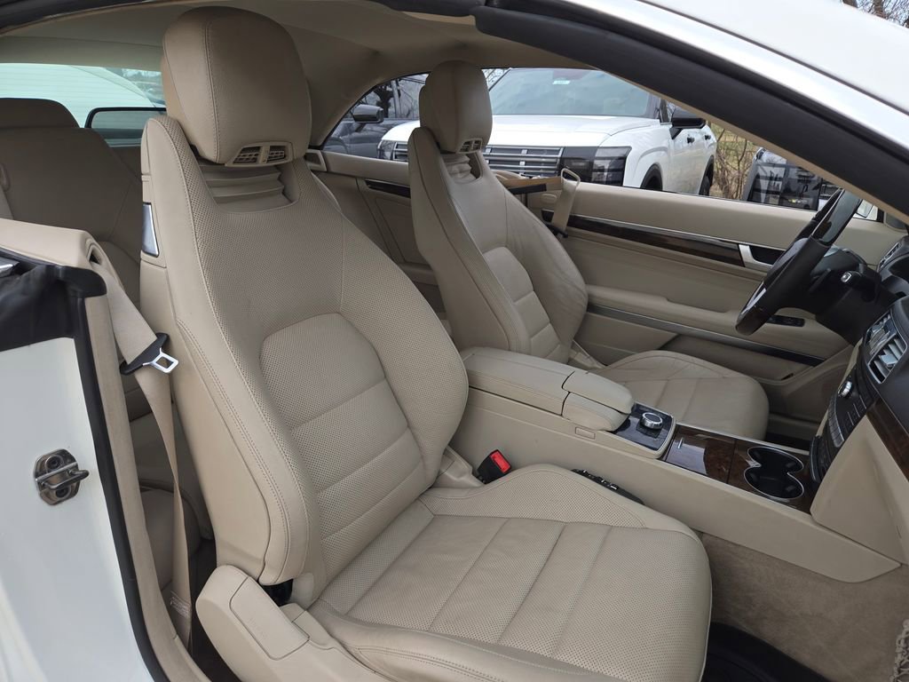 Used 2017 Mercedes-Benz E 400 E 400 w/ Premium 2 Package image 23