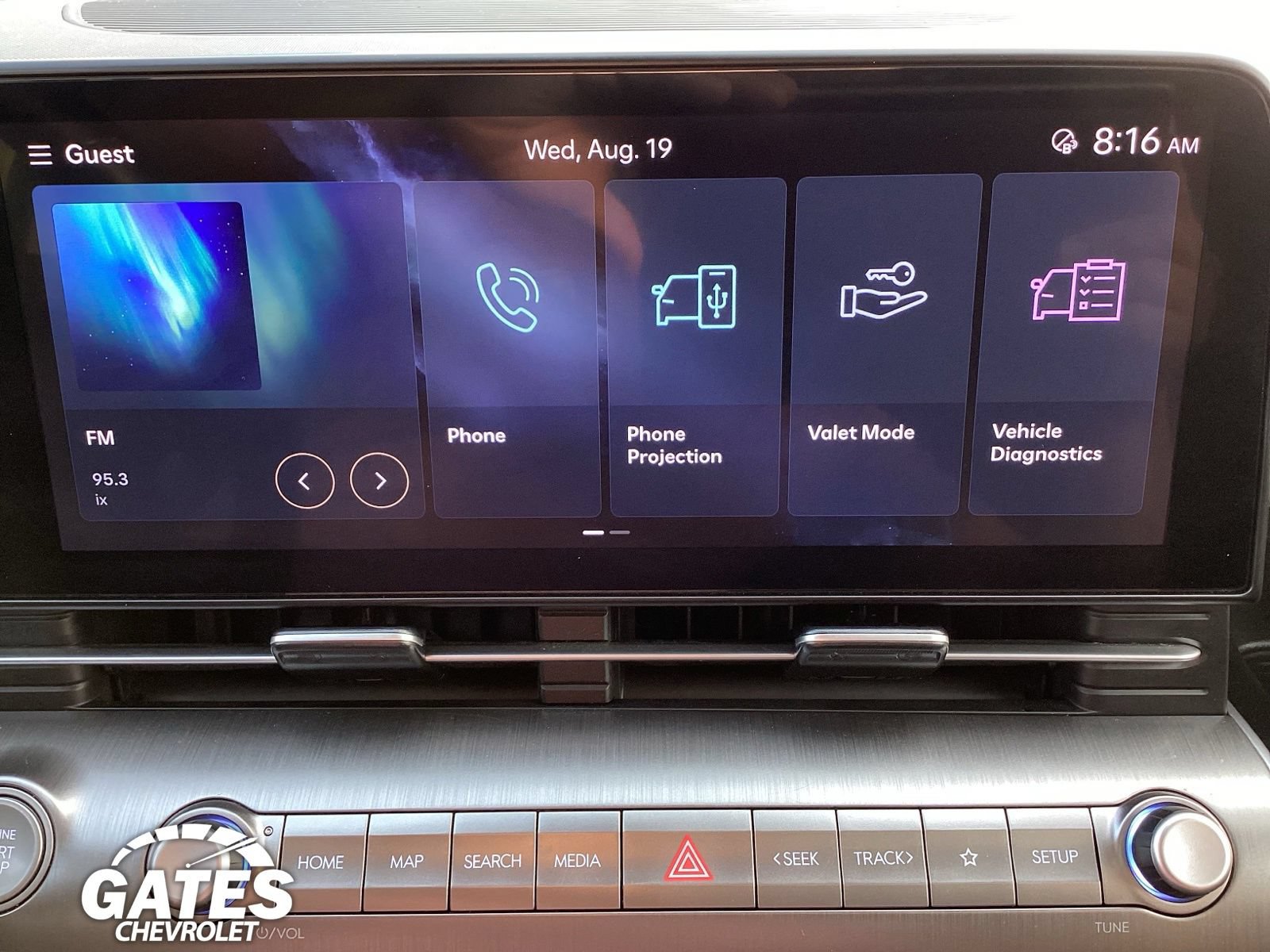 Used 2025 Hyundai Kona SEL FWD image 3