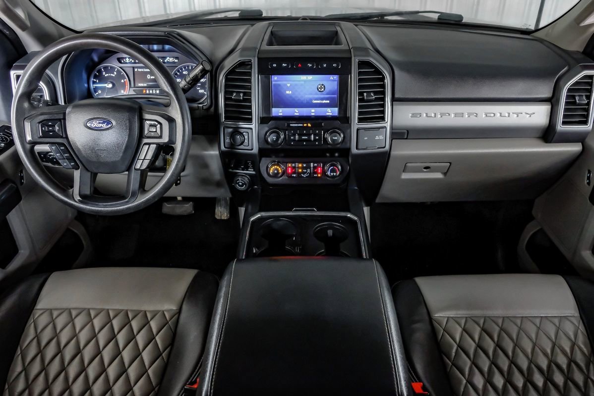 Used 2022 Ford F350 XLT w/ XLT Premium Package image 13