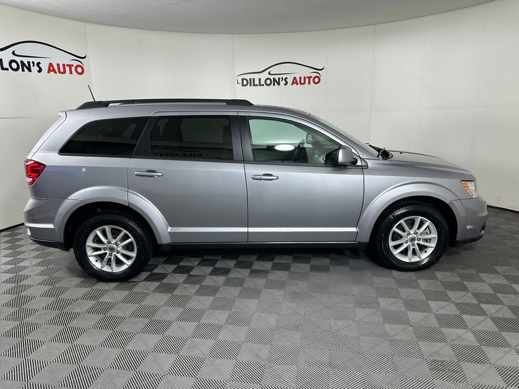 Used 2018 Dodge Journey SXT w/ Safe & Sound Group FWD image 8