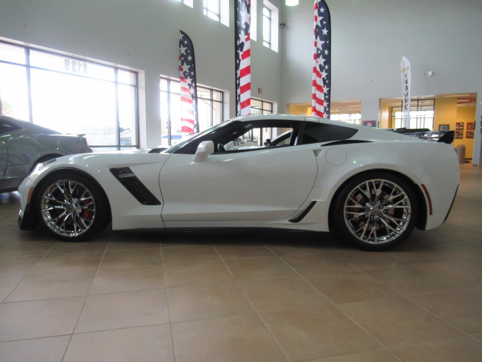 Used 2019 Chevrolet Corvette Z06 RWD image 4