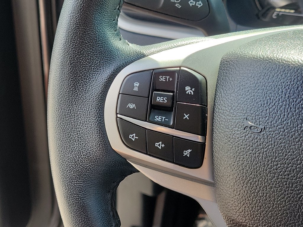 Used 2024 Ford Explorer XLT w/ Equipment Group 202A RWD image 36