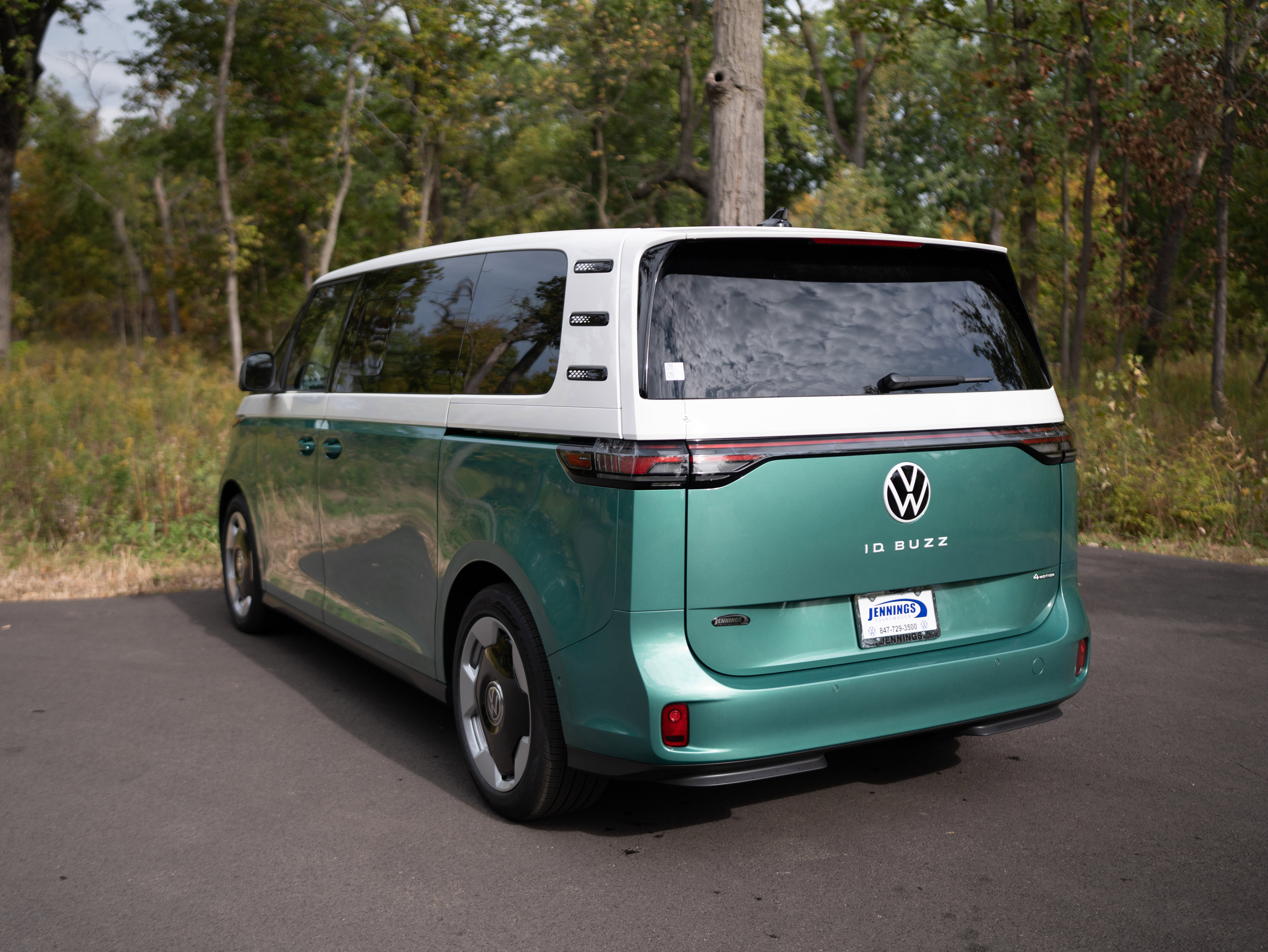 New 2025 Volkswagen ID. Buzz Pro S Plus image 5