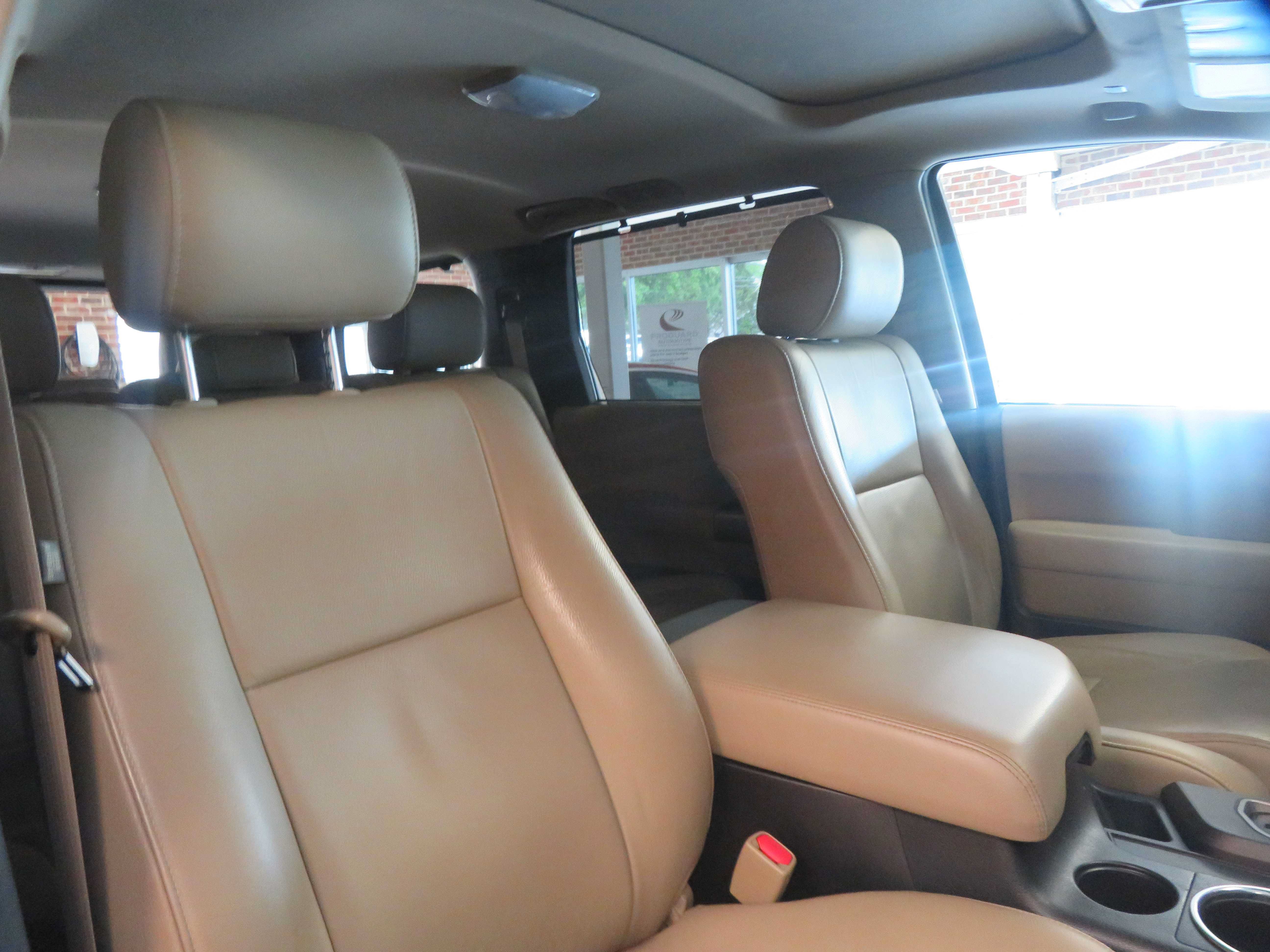 Used 2020 Toyota Sequoia Limited w/ Safety & Convenience Package AWD/4WD image 34