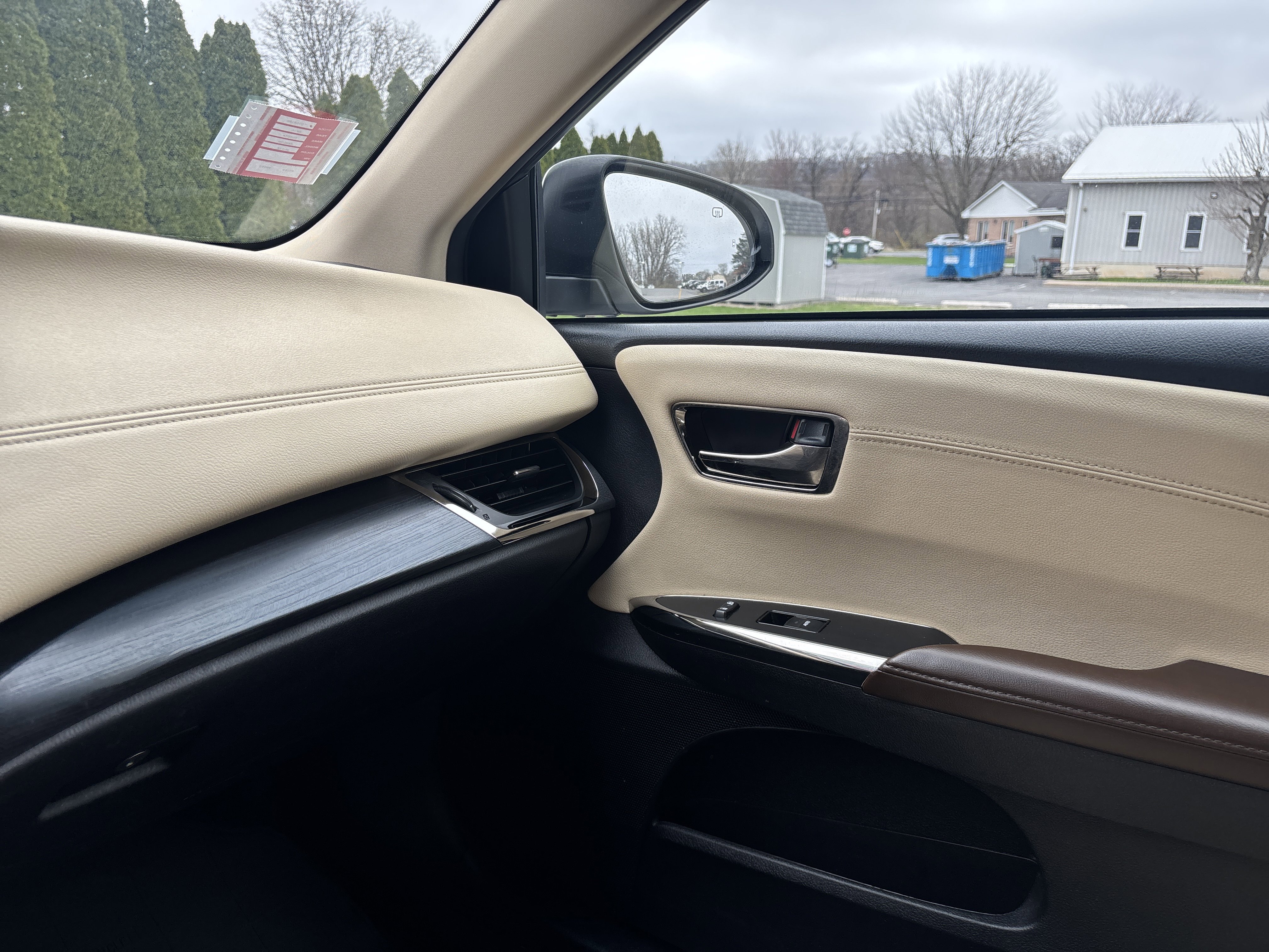 Used 2016 Toyota Avalon Touring image 23