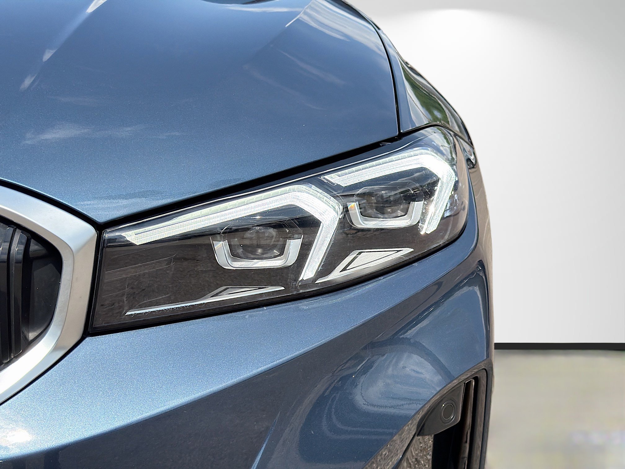 Used 2025 BMW 330i Sedan RWD image 9