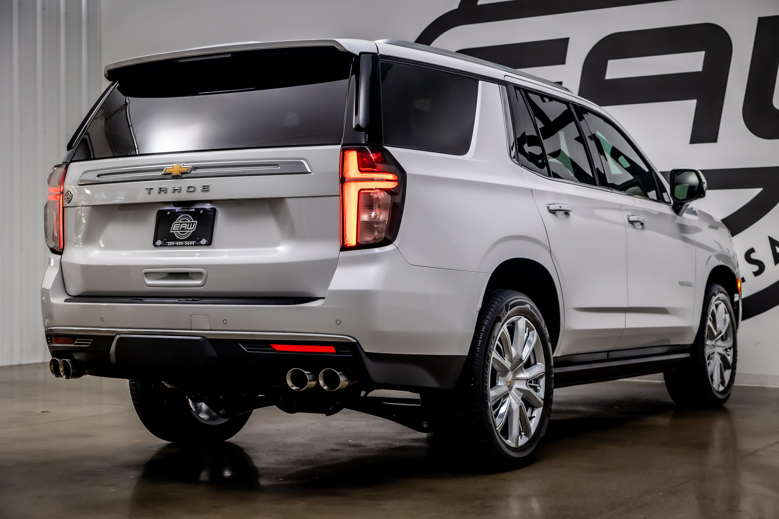 Used 2021 Chevrolet Tahoe High Country w/ Premium Package AWD/4WD image 33