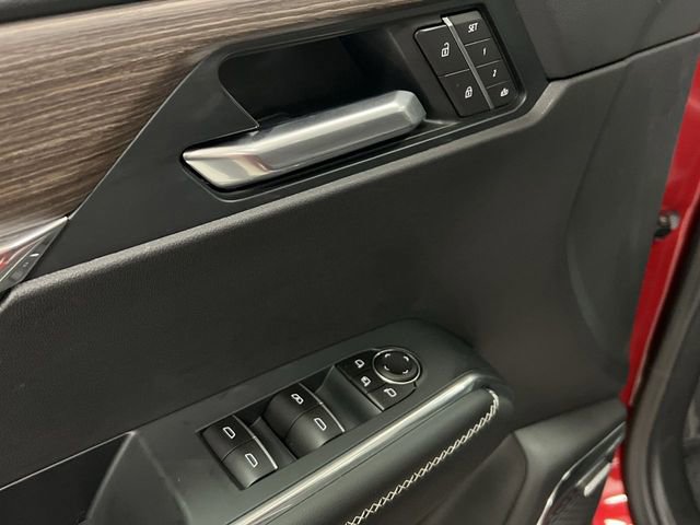 New 2026 GMC Acadia Denali w/ Super Cruise Package image 24