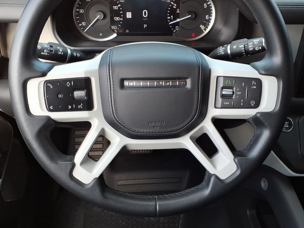 Certified 2023 Land Rover Defender 130 X-Dynamic SE AWD/4WD image 15