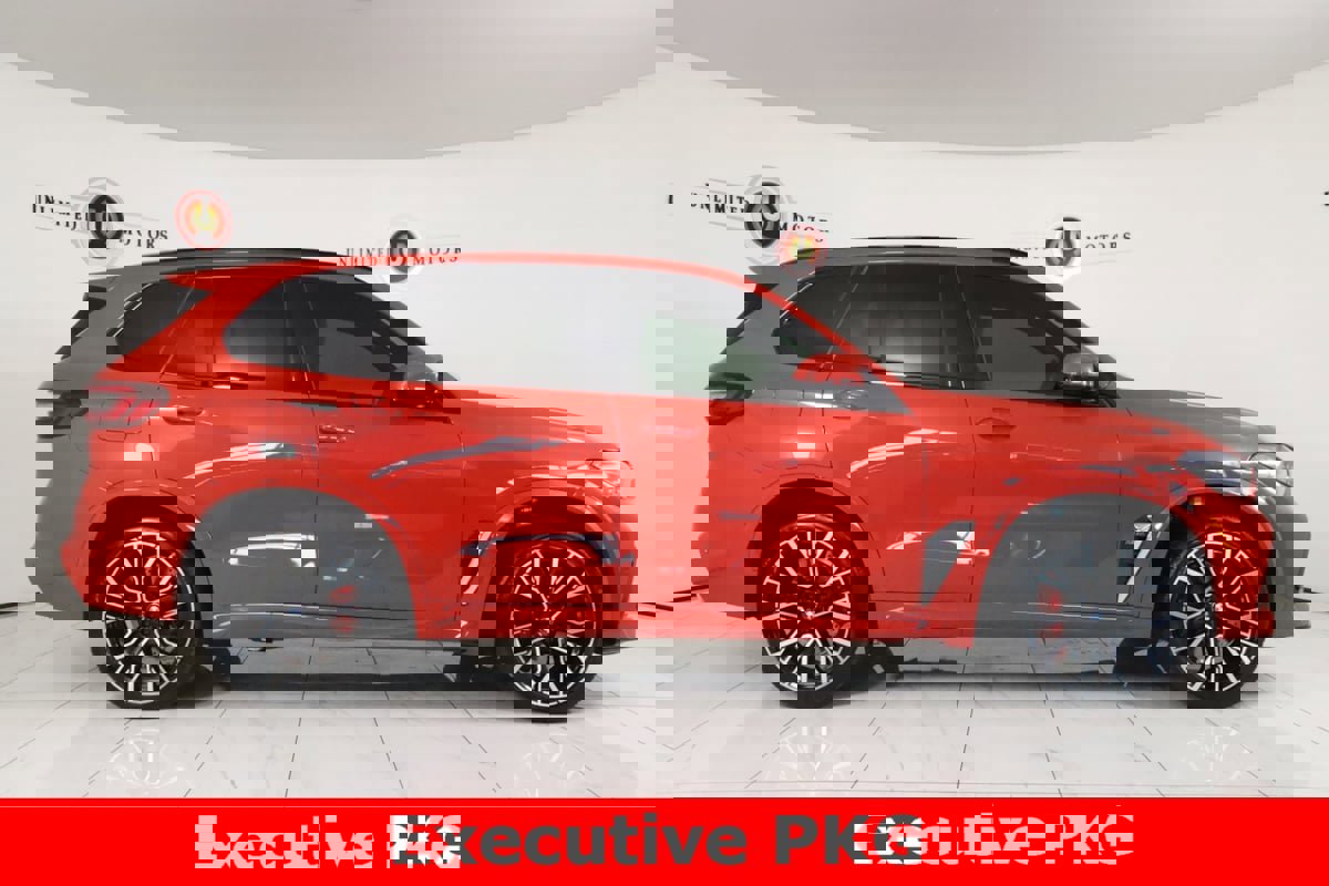 Used 2022 BMW X5 M w/ Executive Package image 2