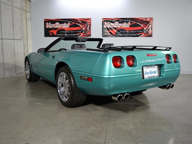 Used 1991 Chevrolet Corvette Convertible image 9
