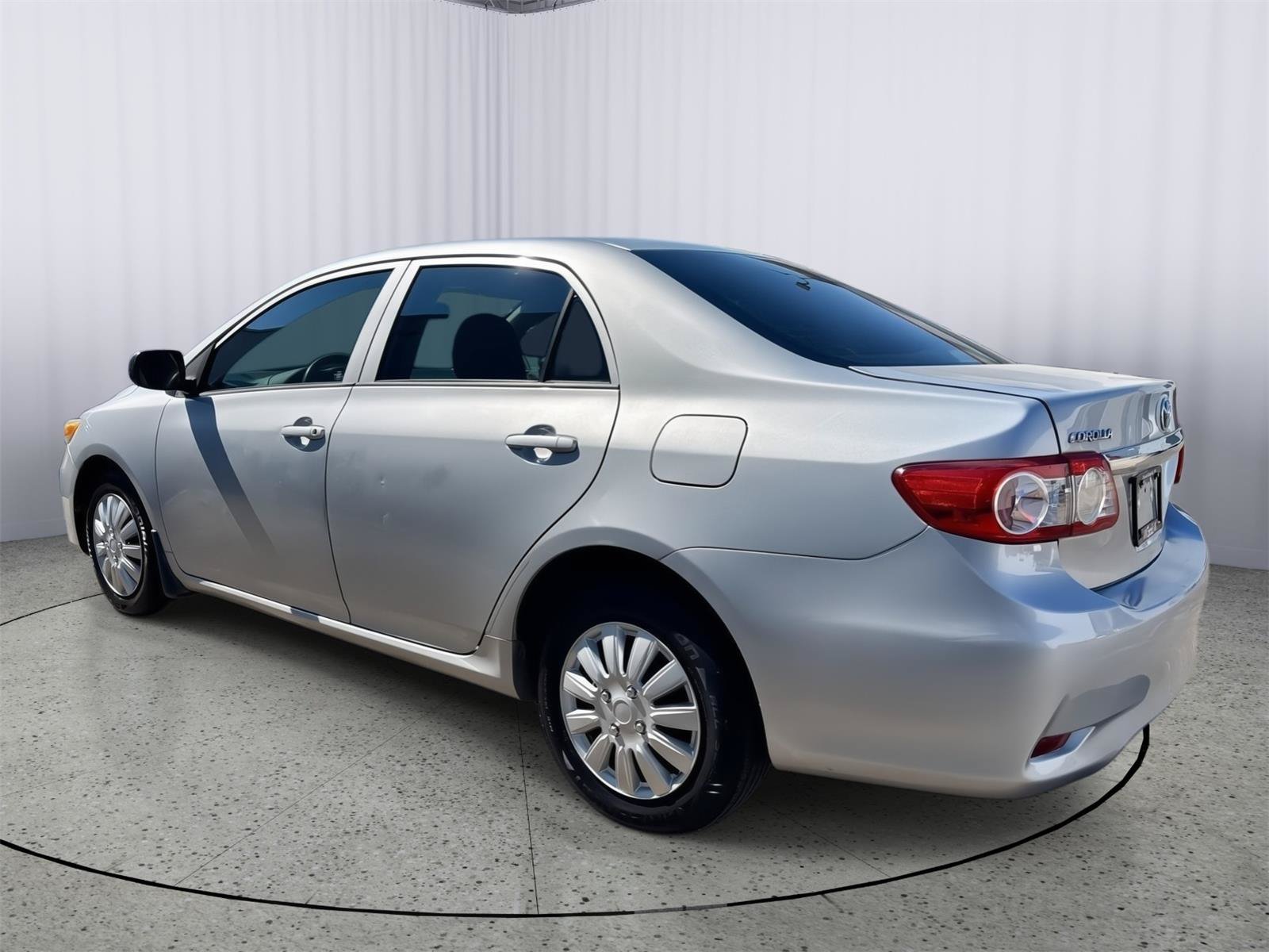 Used 2012 Toyota Corolla L FWD image 10